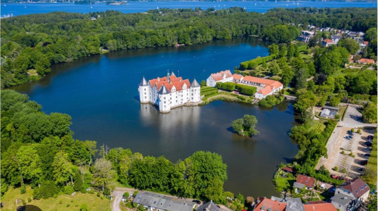 Ferienwohnung Am Schlosspark Glücksburg Buitenkant foto